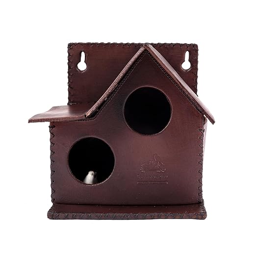 Sparrow Daughter Bird House – Original Leather, Hanging Nest Box for Balcony & Garden, Perfect for Sparrows, Lovebirds & Hummingbirds. Includes 50g Nesting Material Free!