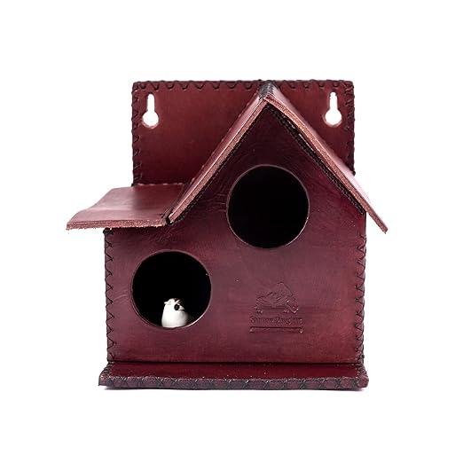 Sparrow Daughter Bird House – Original Leather, Hanging Nest Box for Balcony & Garden, Perfect for Sparrows, Lovebirds & Hummingbirds. Includes 50g Nesting Material Free!