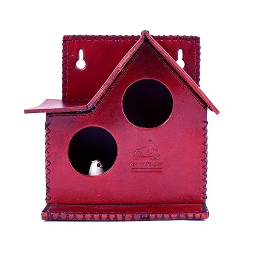 Sparrow Daughter Bird House – Original Leather, Hanging Nest Box for Balcony & Garden, Perfect for Sparrows, Lovebirds & Hummingbirds. Includes 50g Nesting Material Free!