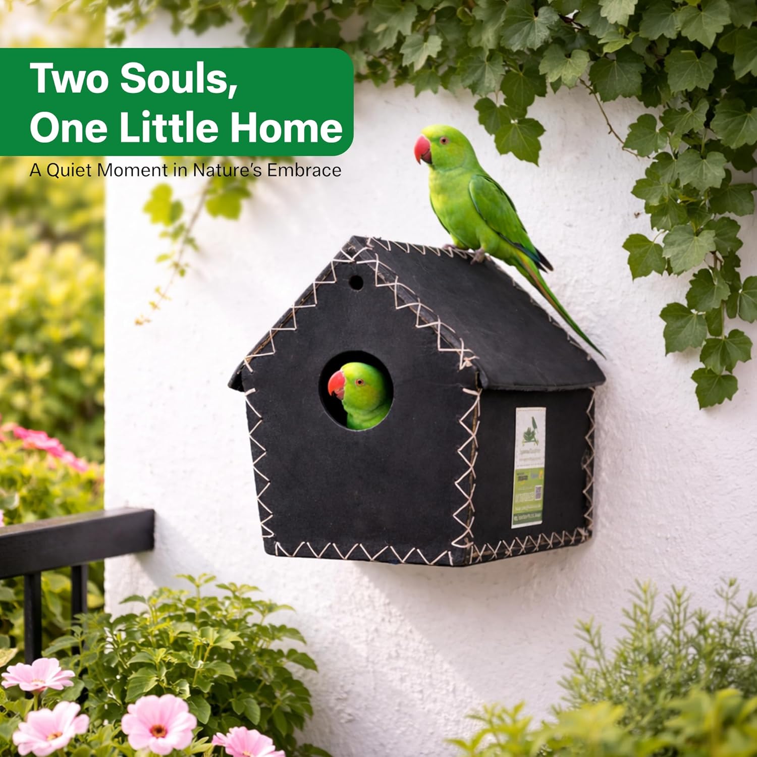 Hut Birdhouse Handcrafted Genuine Leather Outdoor Hanging Stitched Nesting Box Breeding Weather Resistant Balcony Shelter for Small Birds (Black)