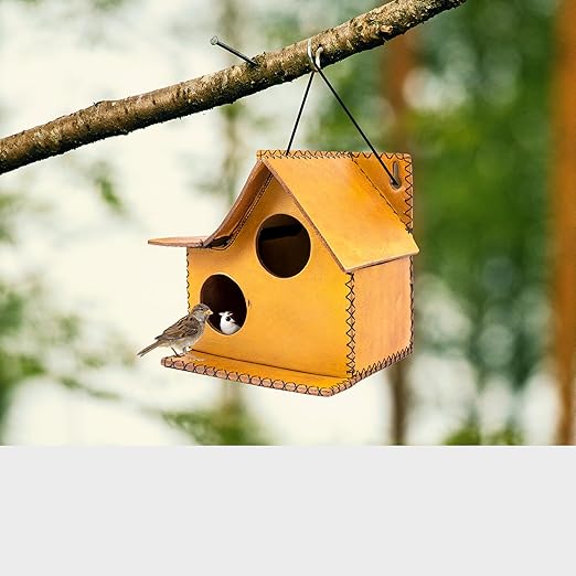 Sparrow Daughter Bird House – Original Leather, Hanging Nest Box for Balcony & Garden, Perfect for Sparrows, Lovebirds & Hummingbirds. Includes 50g Nesting Material Free!